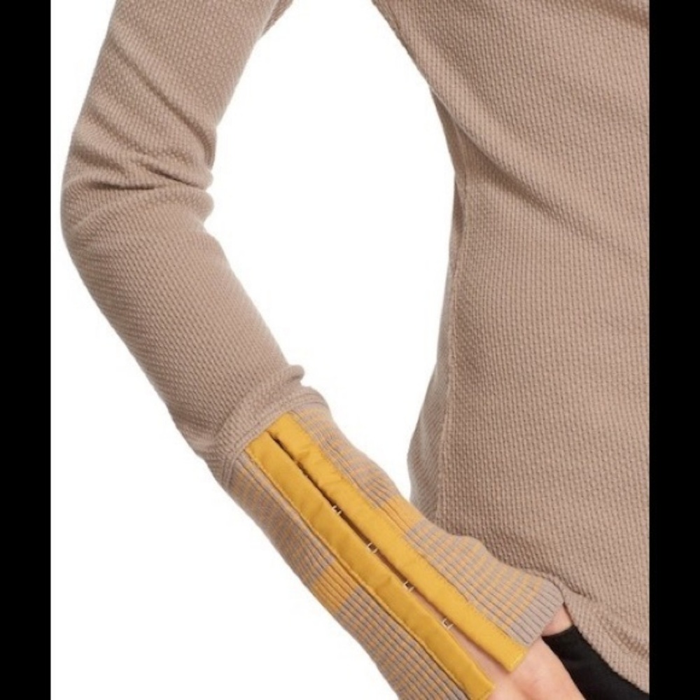 NWT Free People Mod Cuff Thermal Sweater Top NEW - Picture 4 of 4